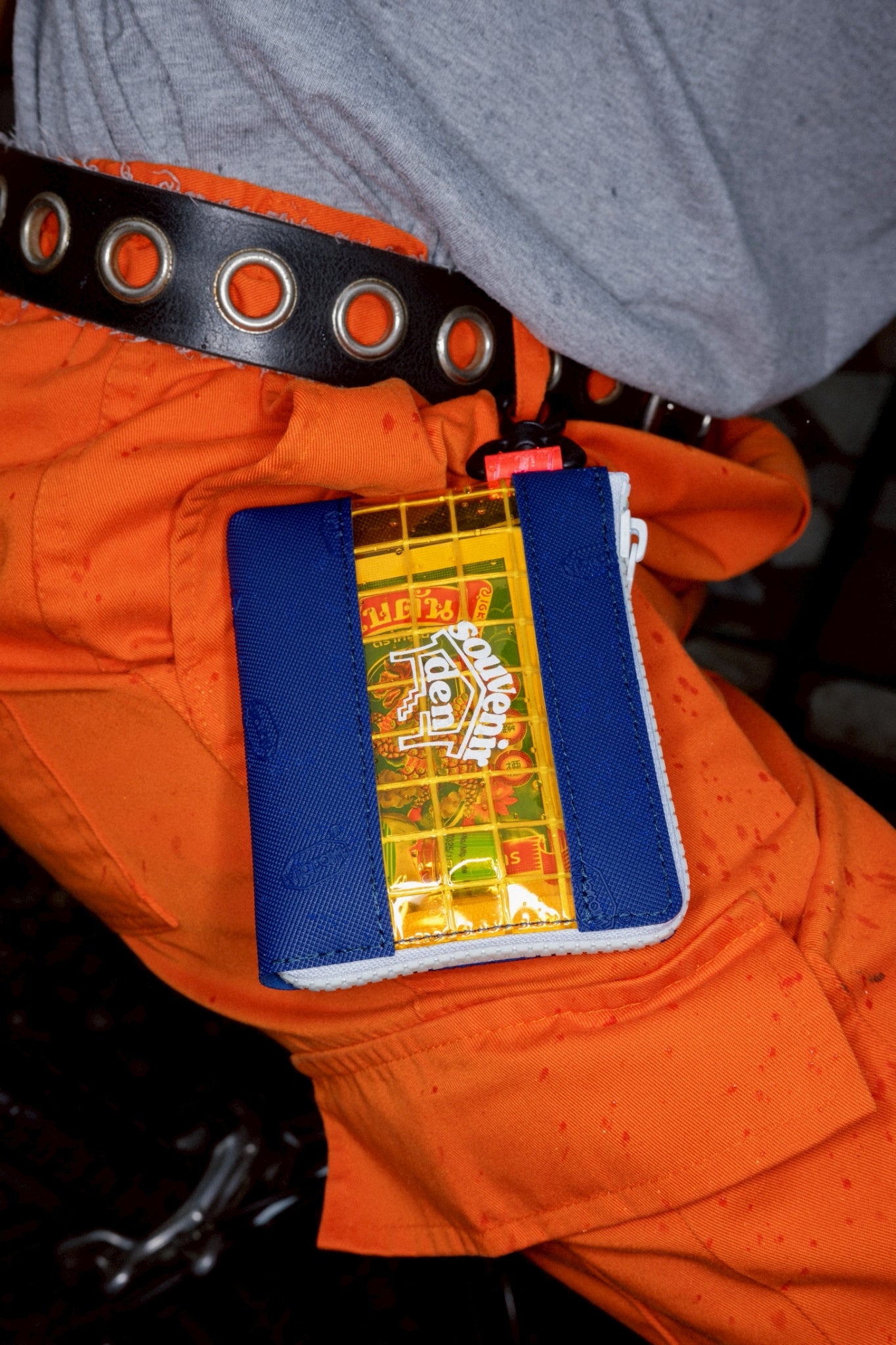 Den souvenir|vibram L-zip wallet