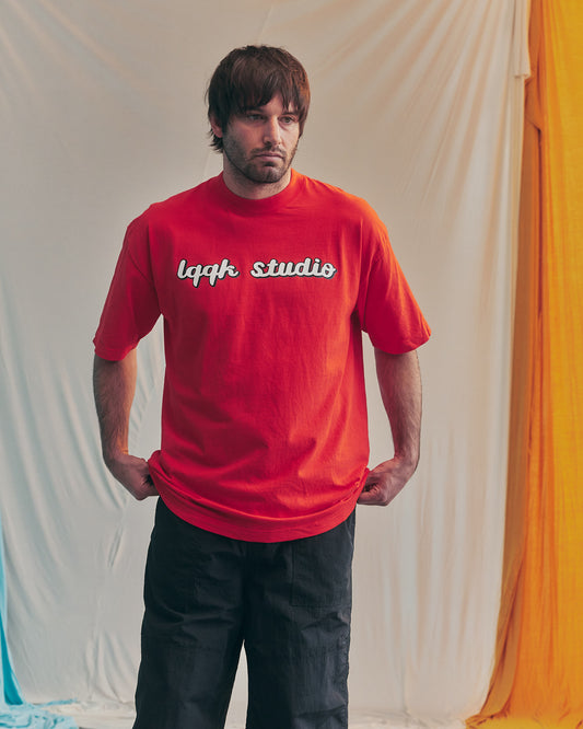 LQQKSTUDIO|SCRIPTLOGO S/S TEE|ORANGE