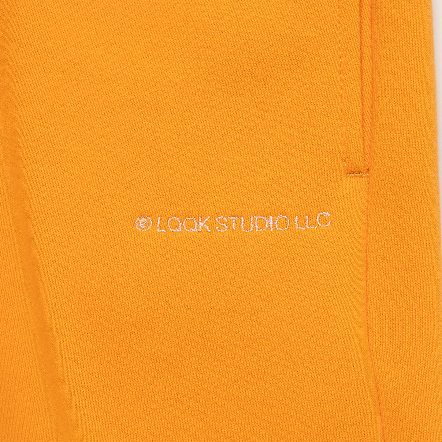LQQK STUDIO|PINTUCK SWEAT SHORTS|BLAZING ORANGE