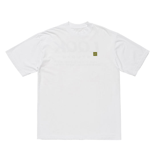LQQKSTUDIO|ADDRESS TEE|WHITE
