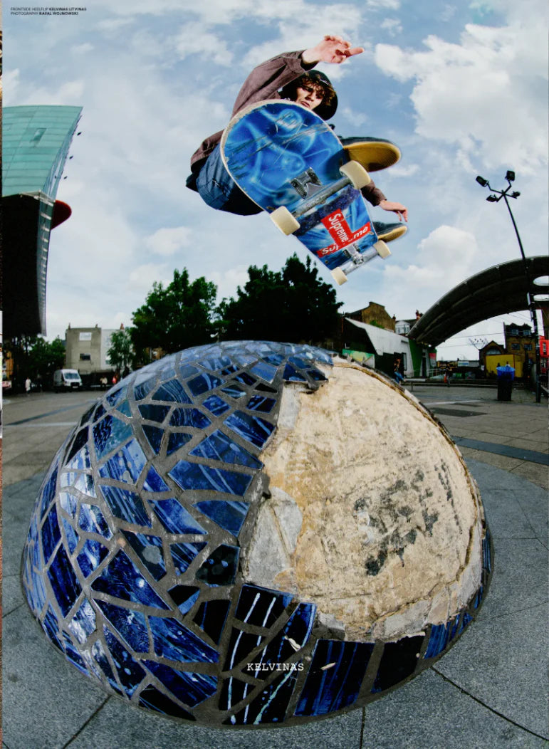 SNEEZE MAGAZINE｜ISSUE N°64